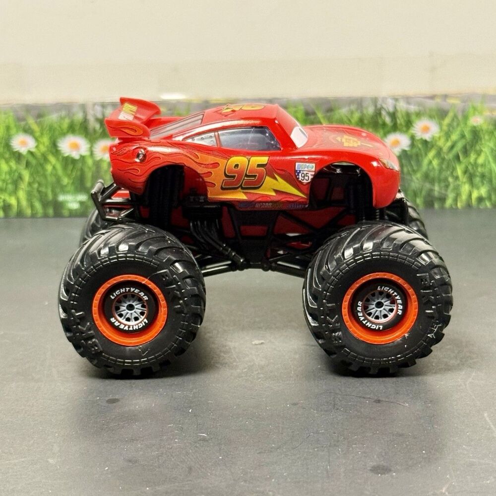 Disney Pixar Cars Custom Monster Truck Lightning McQueen 1:64 Scale Loose Car